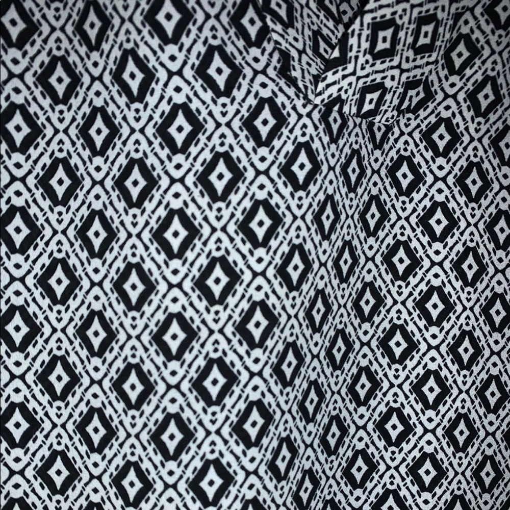 H&M Top - Picture 3 of 3